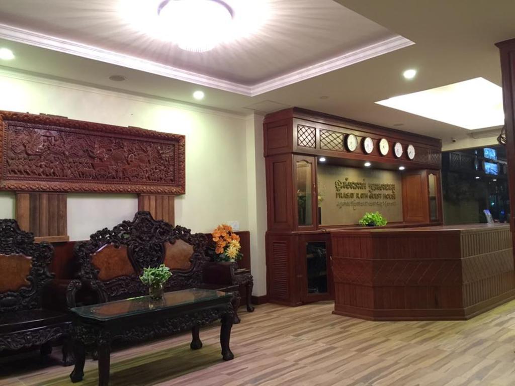 Prasat Rath Guest House Phnom Penh Esterno foto